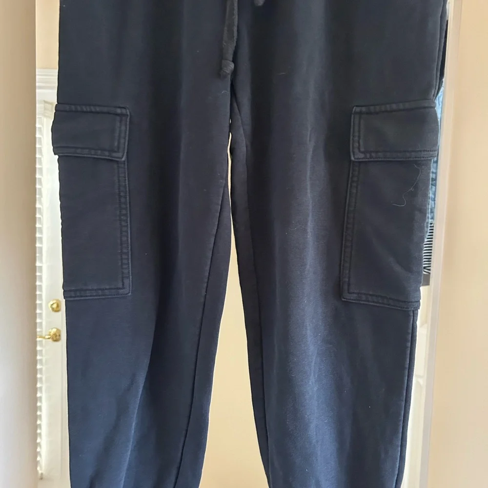 Fabletics Black Joggers. XS. Elastic waist, pockets. Drawstring.  Athletic - Picture 4 of 4